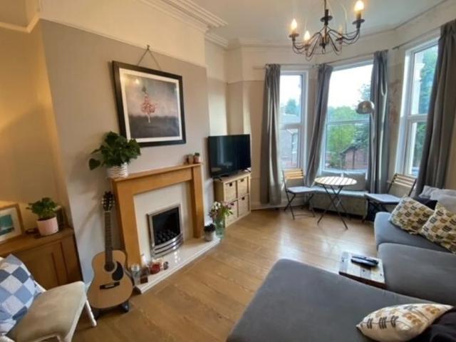 Apartment for rent in Lipson, Mount Wise