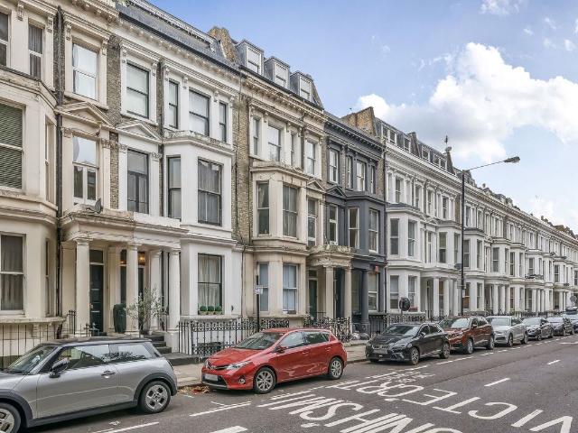 Apartment for rent in Brompton, Greater London