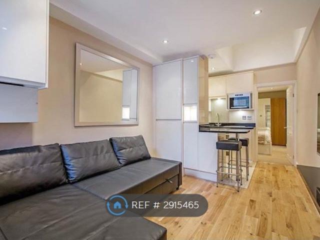 Apartment for rent in Brompton, Greater London