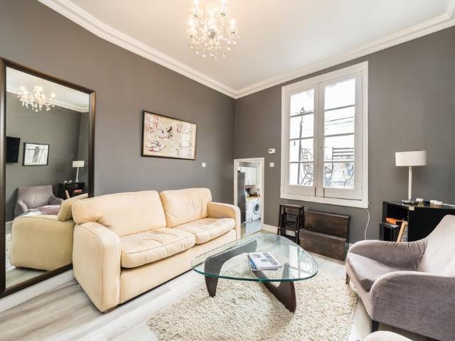 Apartment for rent in Brompton, Greater London