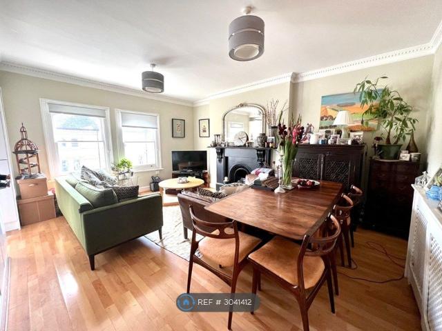 House for rent in West Kensington, Greater London