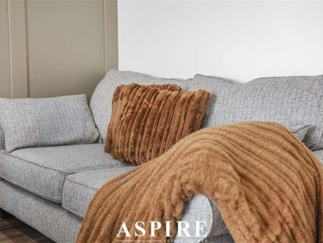 House for rent in Alton Barnes, Essex