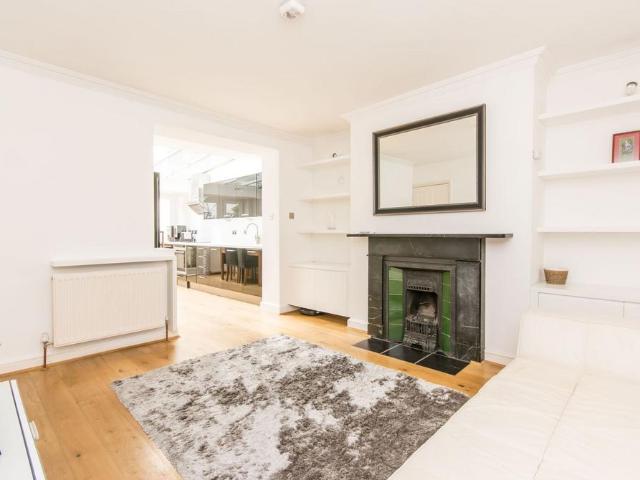 House for rent in West Kensington, Greater London