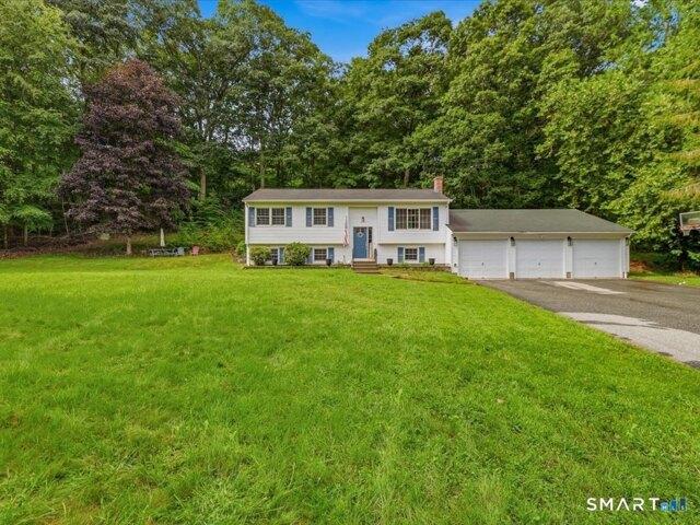 House for sale in Jewett City, Connecticut