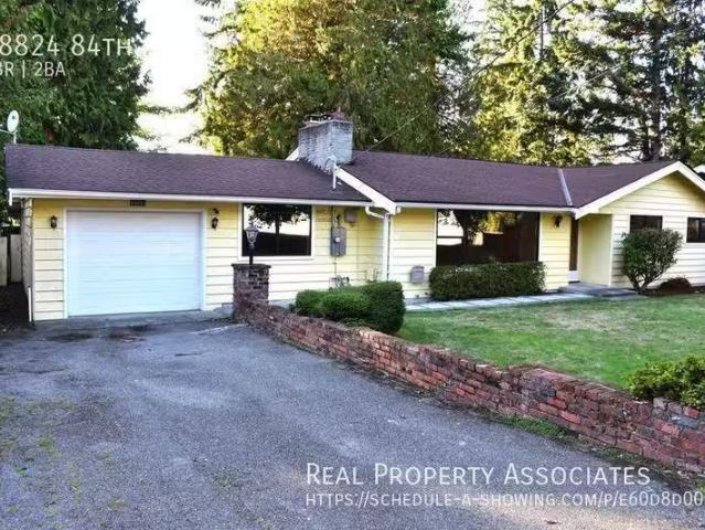 House for rent in Edmonds