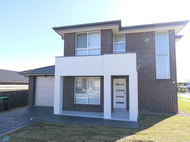 House for rent in Edmondson Park, Sydney