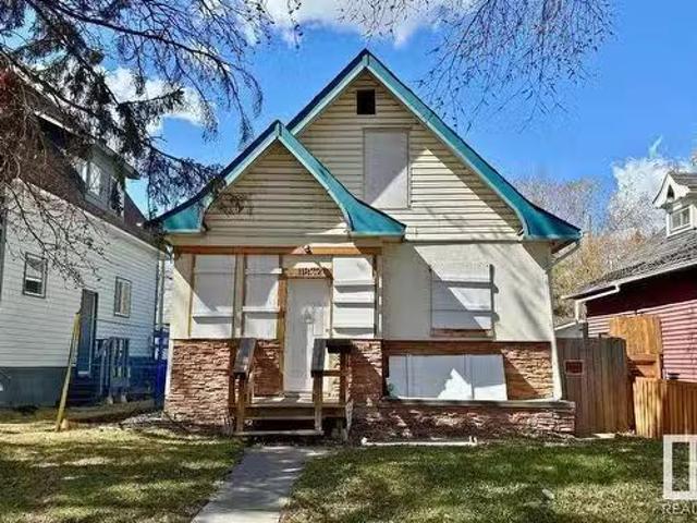 House for sale in Wedgewood, Alberta