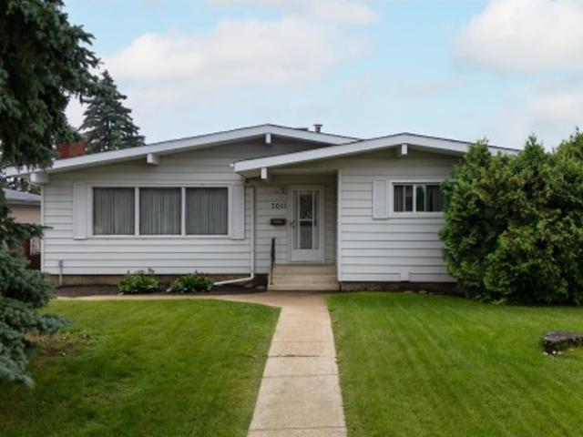 House for sale in Wedgewood, Alberta