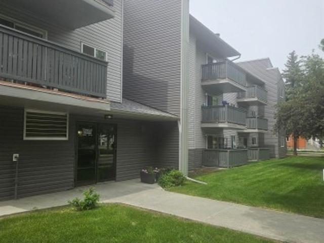 Condo for sale in Wedgewood, Alberta
