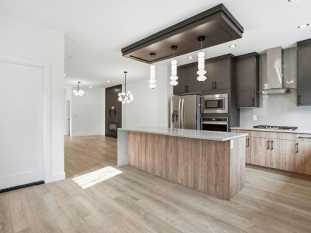 House for sale in Wedgewood, Alberta