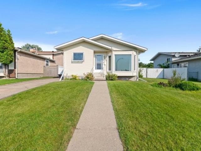 House for sale in Wedgewood, Alberta