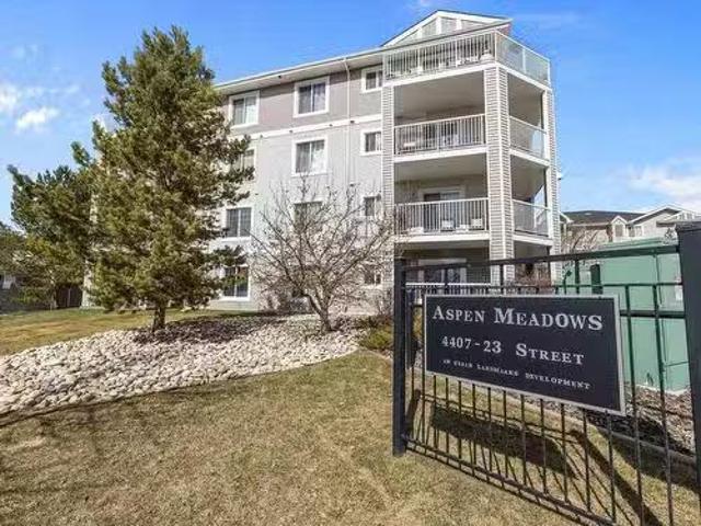 Condo for sale in Wedgewood, Alberta