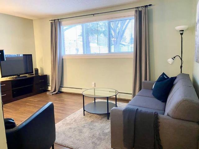 Apartment for rent in Wedgewood, Alberta