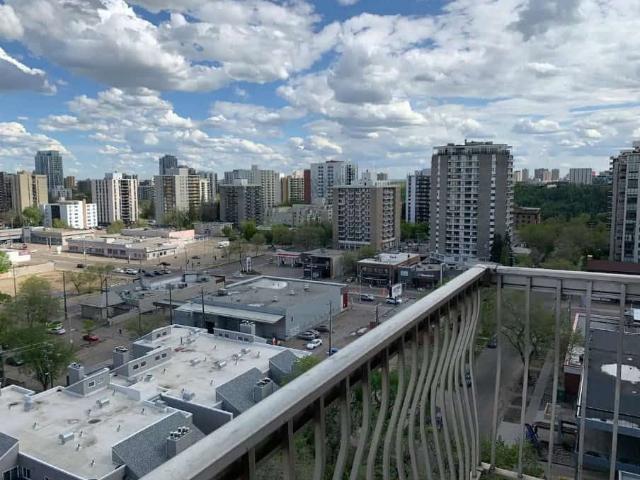 Apartment for rent in Wîhkwêntôwin, Edmonton
