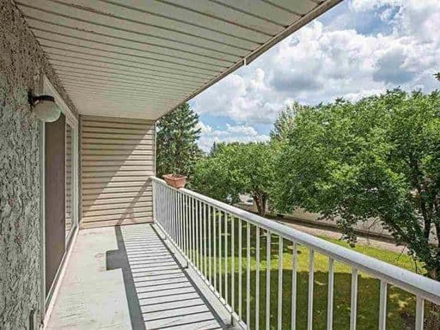 Apartment for rent in Wedgewood, Alberta