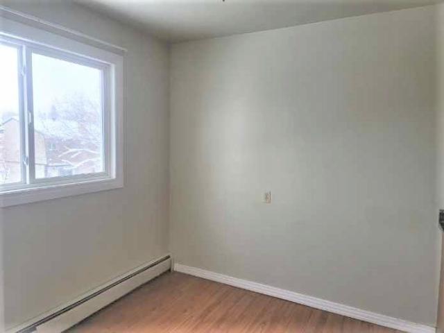 Apartment for rent in Wedgewood, Alberta