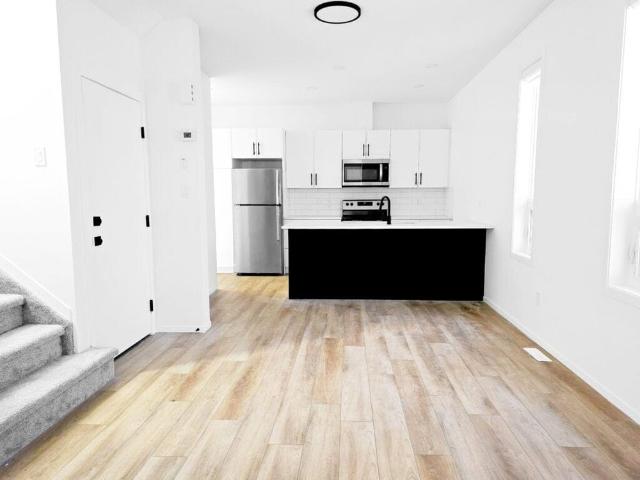 House for rent in Wedgewood, Alberta