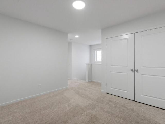 Townhouse for rent in Wedgewood, Alberta