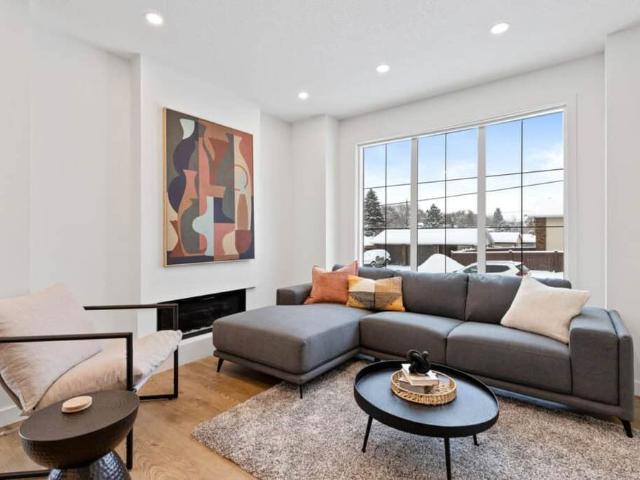 Townhouse for rent in Wedgewood, Alberta