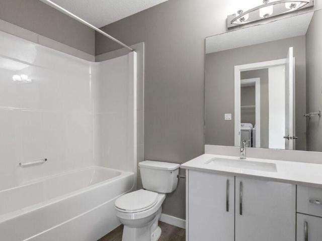 Townhouse for rent in Wedgewood, Alberta