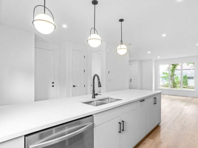 Townhouse for rent in Wedgewood, Alberta