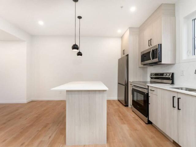Townhouse for rent in Wedgewood, Alberta