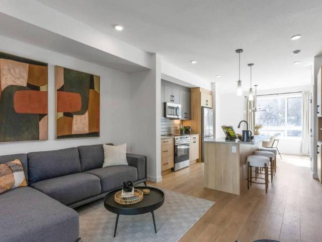 Townhouse for rent in Wedgewood, Alberta