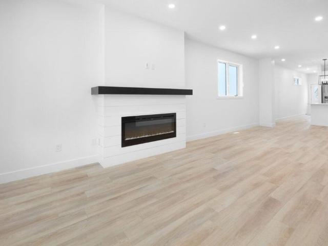 Townhouse for rent in Wedgewood, Alberta