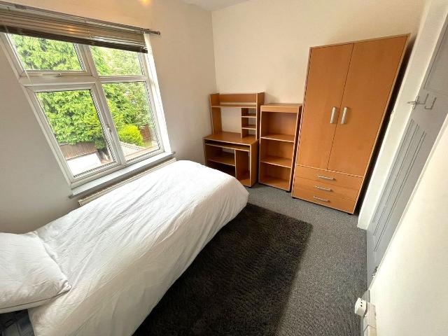 Room for rent in Haddon, East Midlands