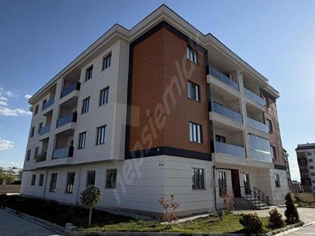Edremit, Van içerisinde satılık mülk