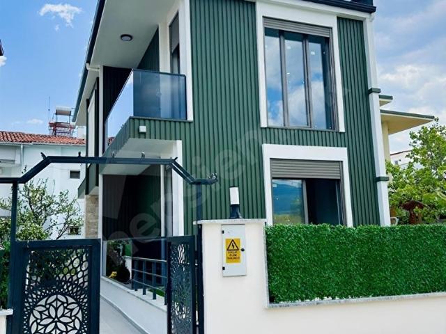 Edremit, Balikesir içerisinde satılık Villa