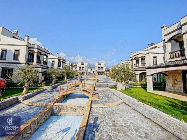 Edremit içerisinde satılık Villa