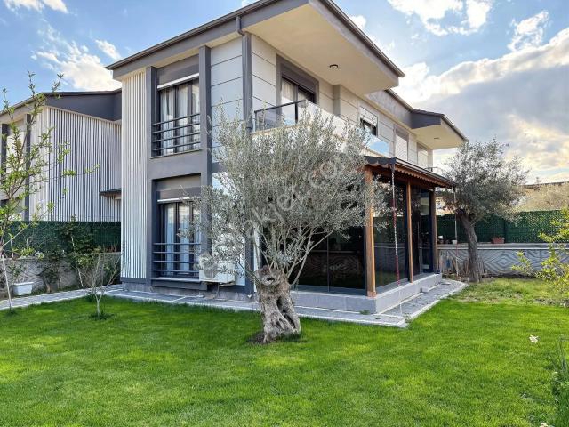 Edremit, Balikesir içerisinde satılık Villa