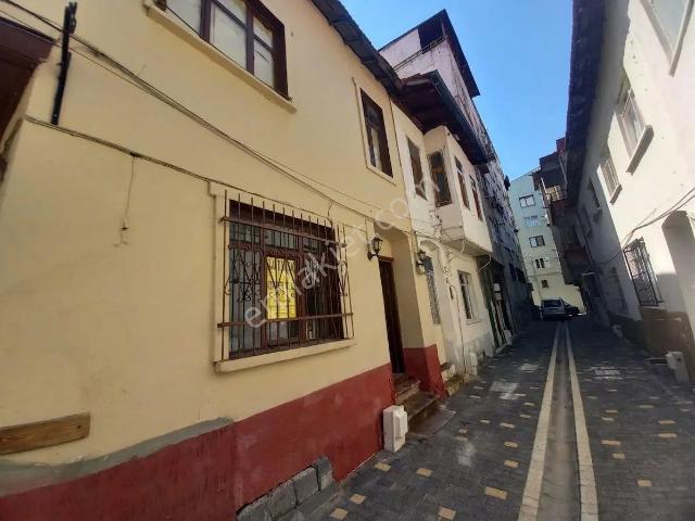 Edremit, Balikesir içerisinde satılık Villa