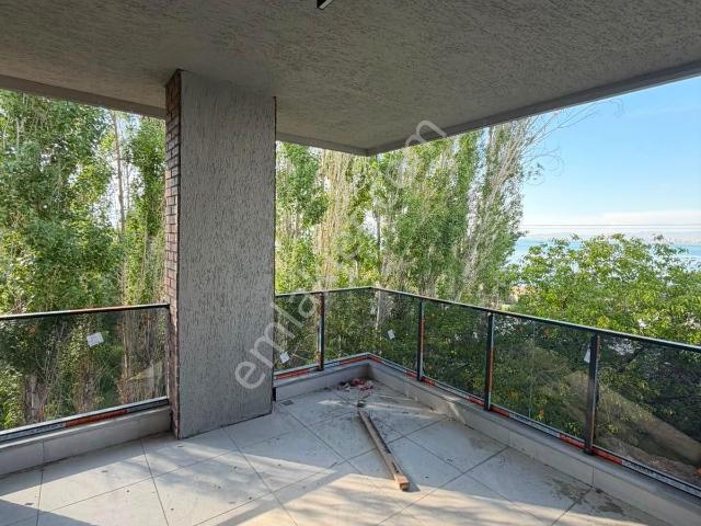 Edremit, Van içerisinde satılık Villa