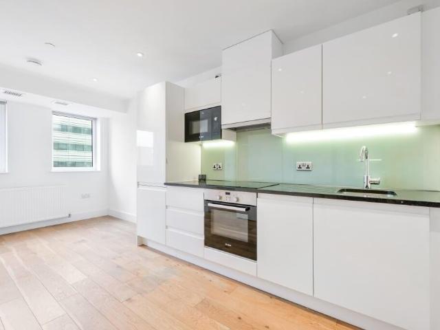 Apartment for rent in London Borough of Croydon, Greater London