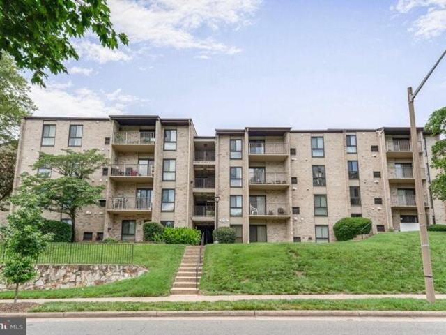 Condo for sale in Alexandria