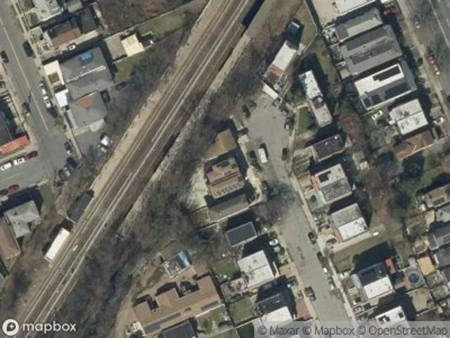 House for sale in The Bronx, Arverne