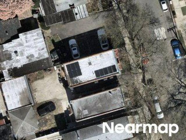 House for sale in The Bronx, Arverne