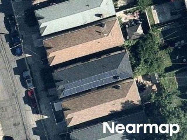 House for sale in The Bronx, Arverne