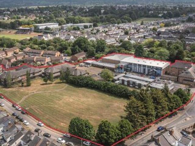 House for sale in Golden Valley, Gloucestershire