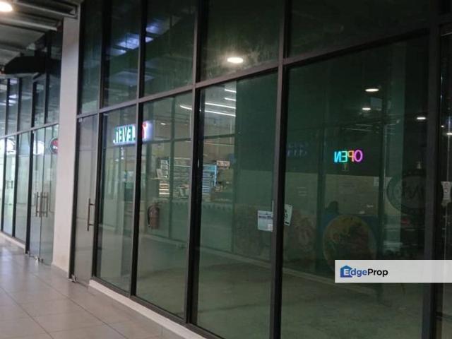 Shop for rent in Petaling, Subang Jaya