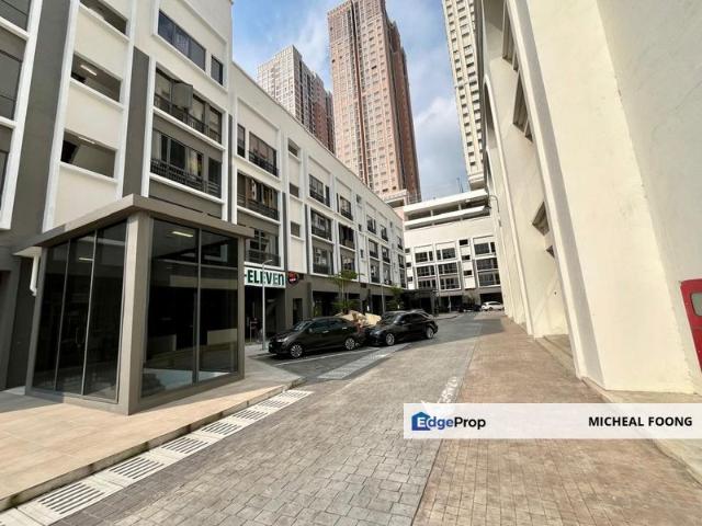 Shop for rent in Petaling, Alam Impian