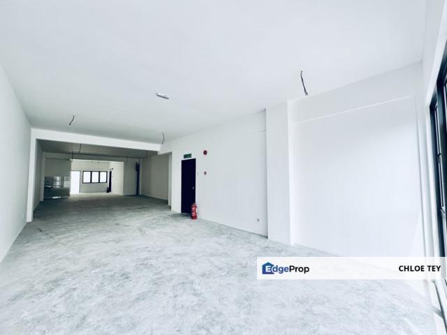 Shop for rent in Seksyen U13, Shah Alam