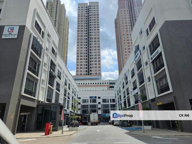 Shop for rent in Petaling, Alam Impian