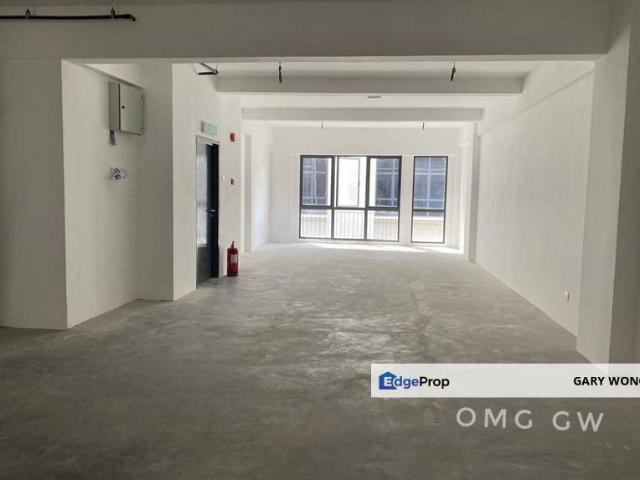 Shop for rent in Petaling, Alam Impian