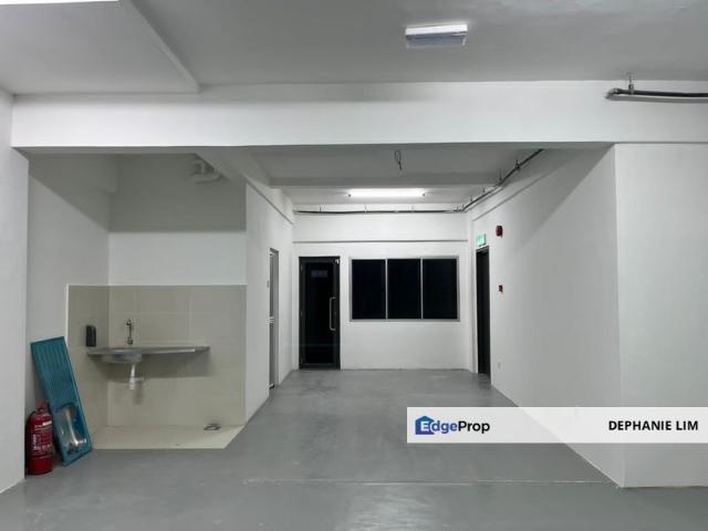 Shop for rent in Petaling, Alam Impian