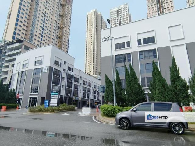 Shop for rent in Petaling, Alam Impian