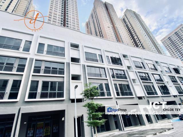 Shop for rent in Petaling, Alam Impian