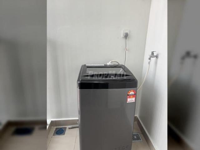 Room for rent in Petaling, Alam Impian